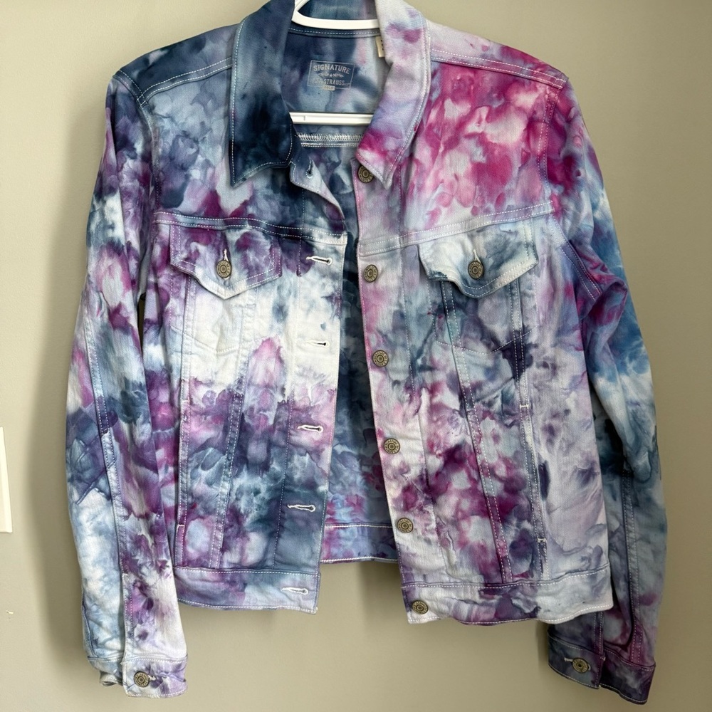 Signature by Levi Strauss Pink and Blue Tie-Dye Jean Jacket